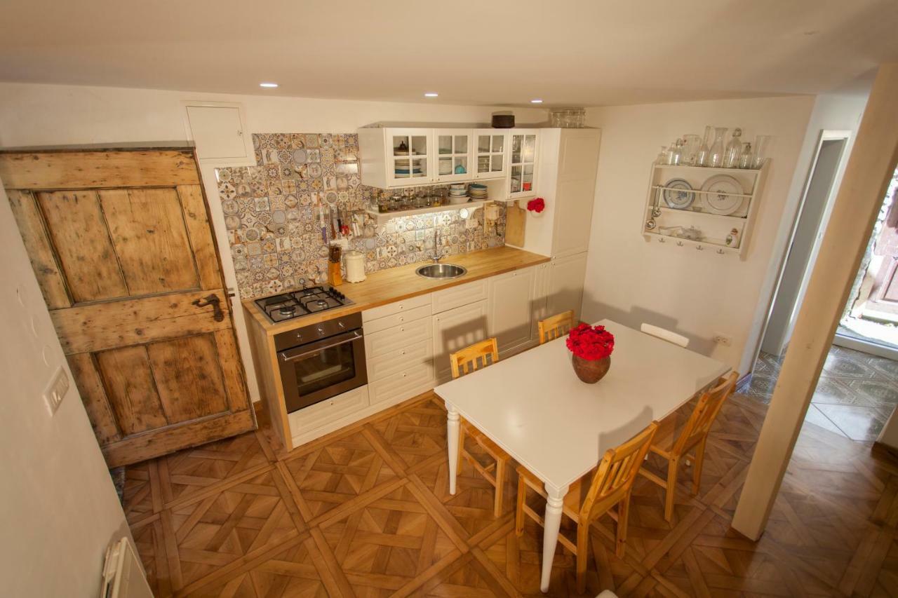 Апартаменти Barbarossa House With Parking Црес Екстер'єр фото
