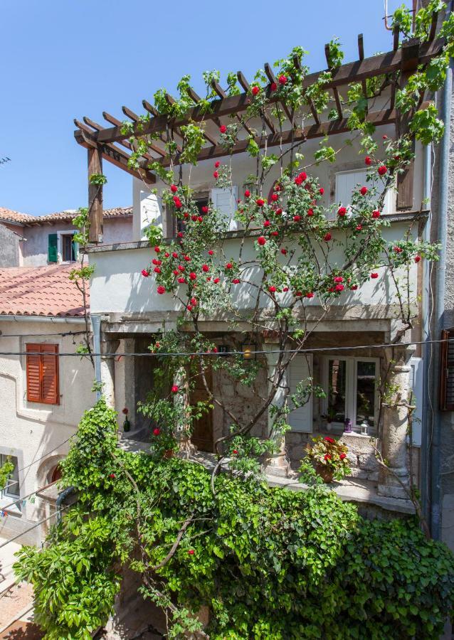 Апартаменти Barbarossa House With Parking Црес Екстер'єр фото